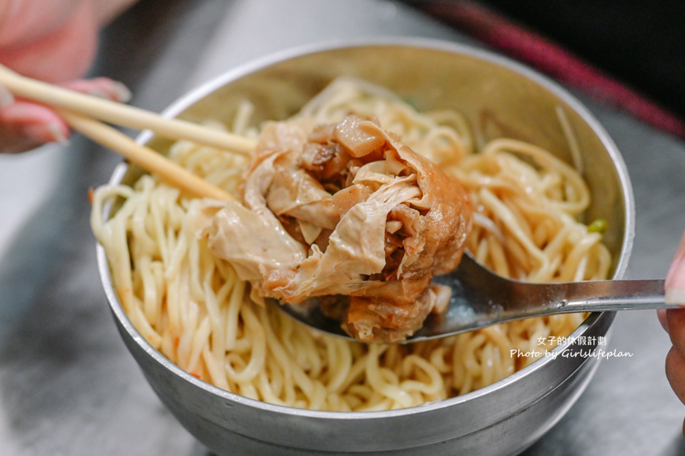 彰化素食｜鄰近阿璋肉圓旁人氣素食美食，豆包最熱賣(宅配/外帶) @女子的休假計劃