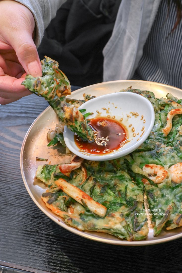 【首爾南山美食】木覓山房목멱산방：首爾米其林指南推薦拌飯、海鮮煎餅必點 @女子的休假計劃