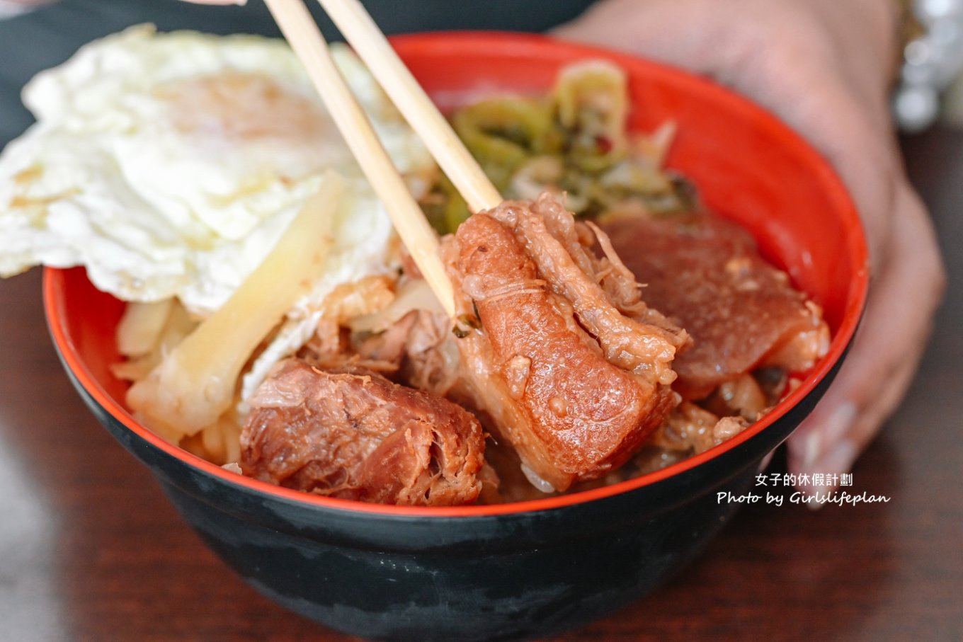 華喜爌肉飯｜在地超過30年名店可挑選肥瘦爌肉飯(外帶) @女子的休假計劃