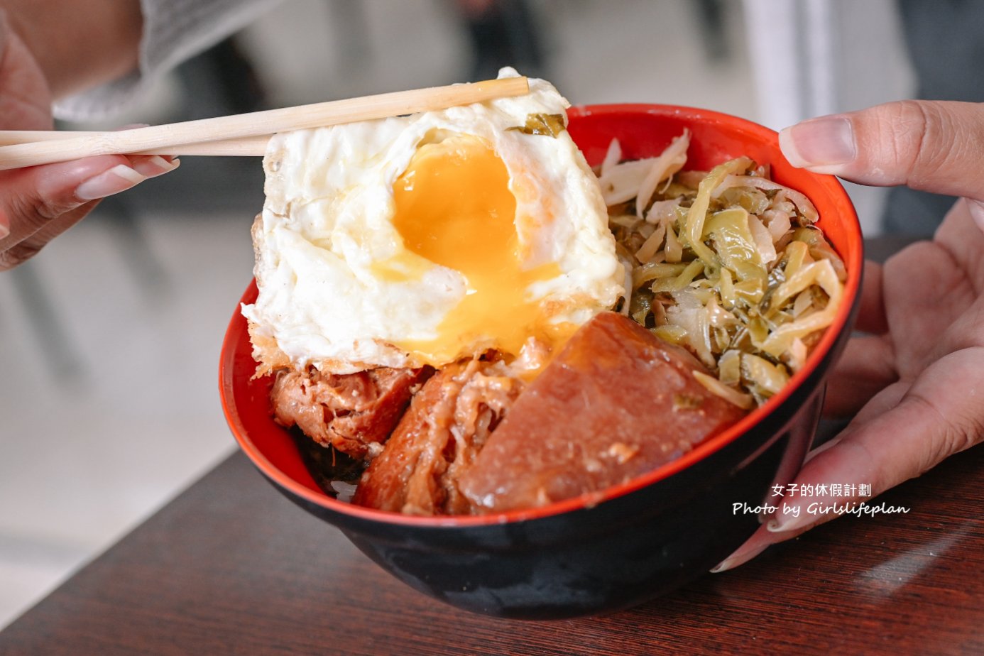 華喜爌肉飯｜在地超過30年名店可挑選肥瘦爌肉飯(外帶) @女子的休假計劃