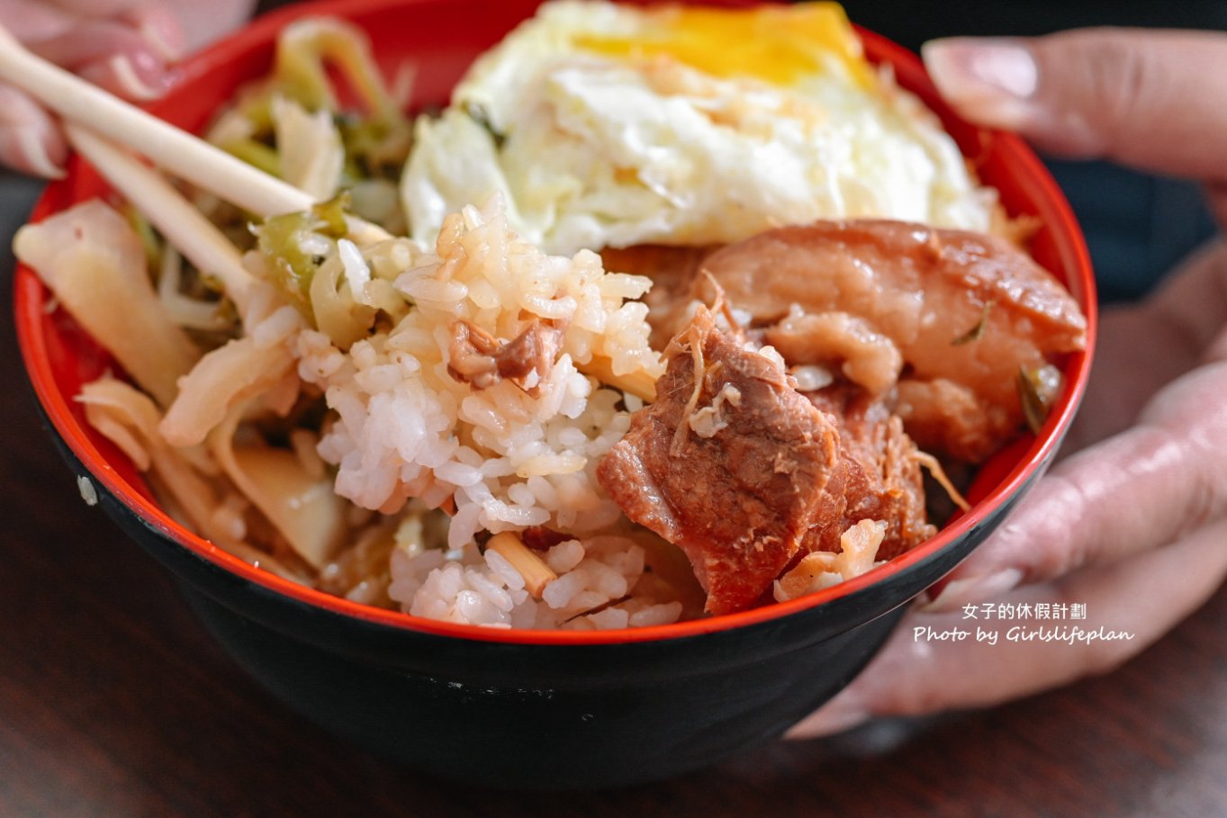 華喜爌肉飯｜在地超過30年名店可挑選肥瘦爌肉飯(外帶) @女子的休假計劃