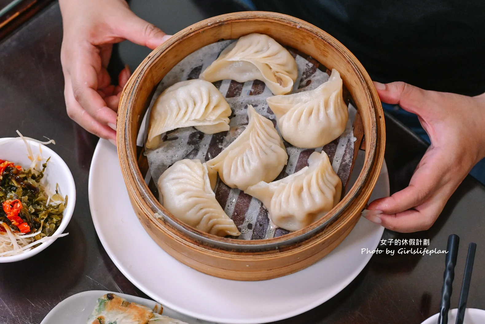 川畝園麵食館｜排隊人氣平價美食，米其林必比登推薦(外帶) @女子的休假計劃