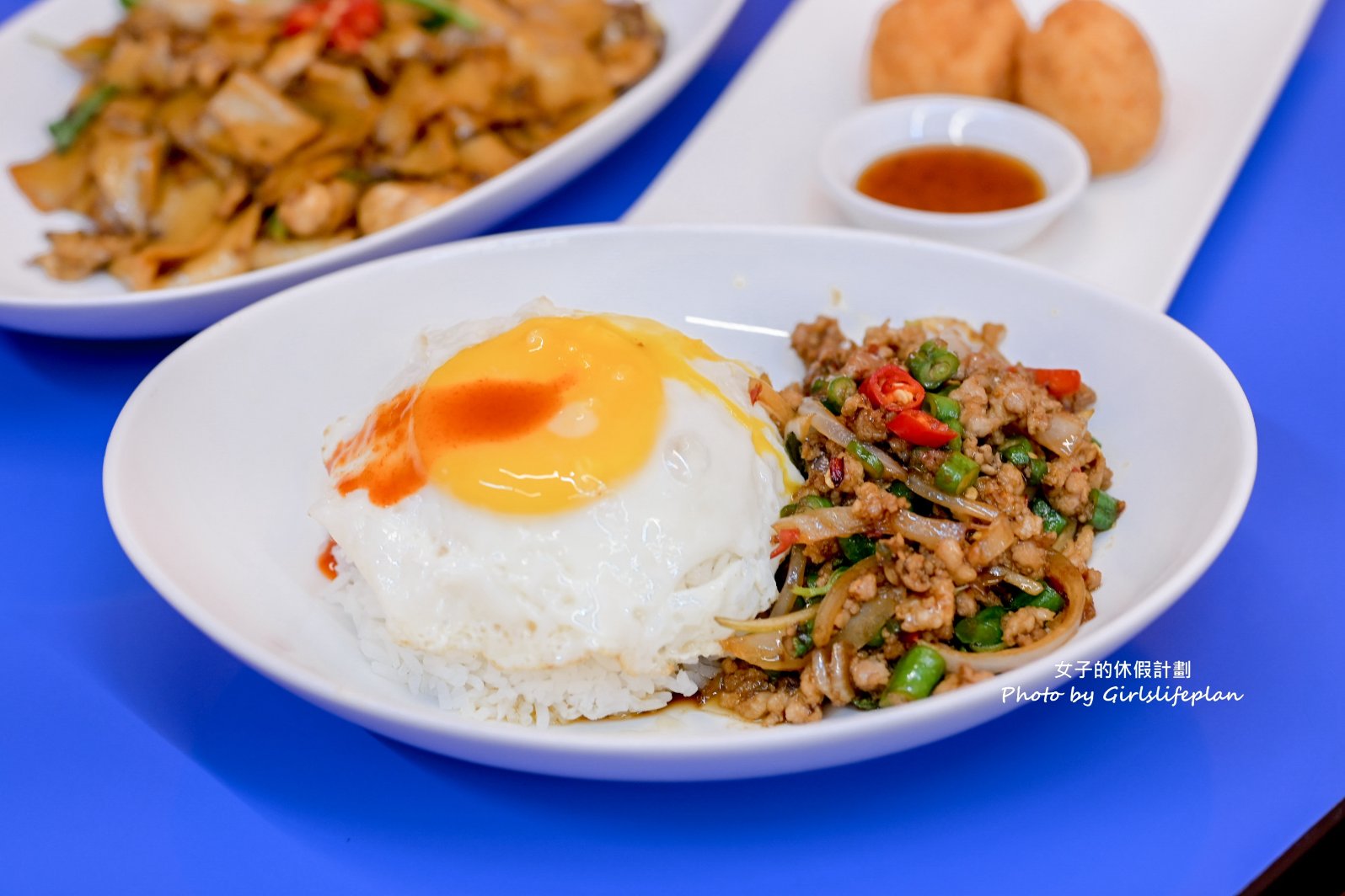 泰帥小吃店｜超人氣平價泰式料理，主食都不超過百元(外帶) @女子的休假計劃