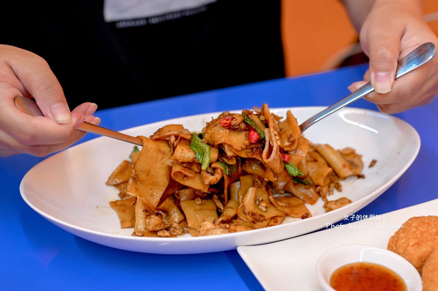 泰帥小吃店｜超人氣平價泰式料理，主食都不超過百元(外帶) @女子的休假計劃