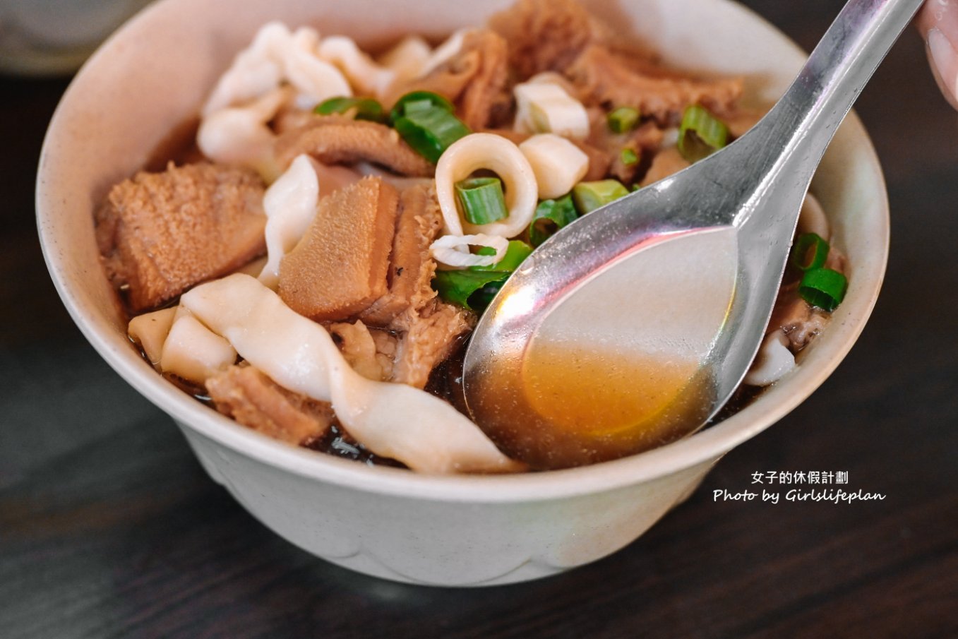 富宏牛肉麵｜台北24小時營業牛肉麵(菜單) @女子的休假計劃