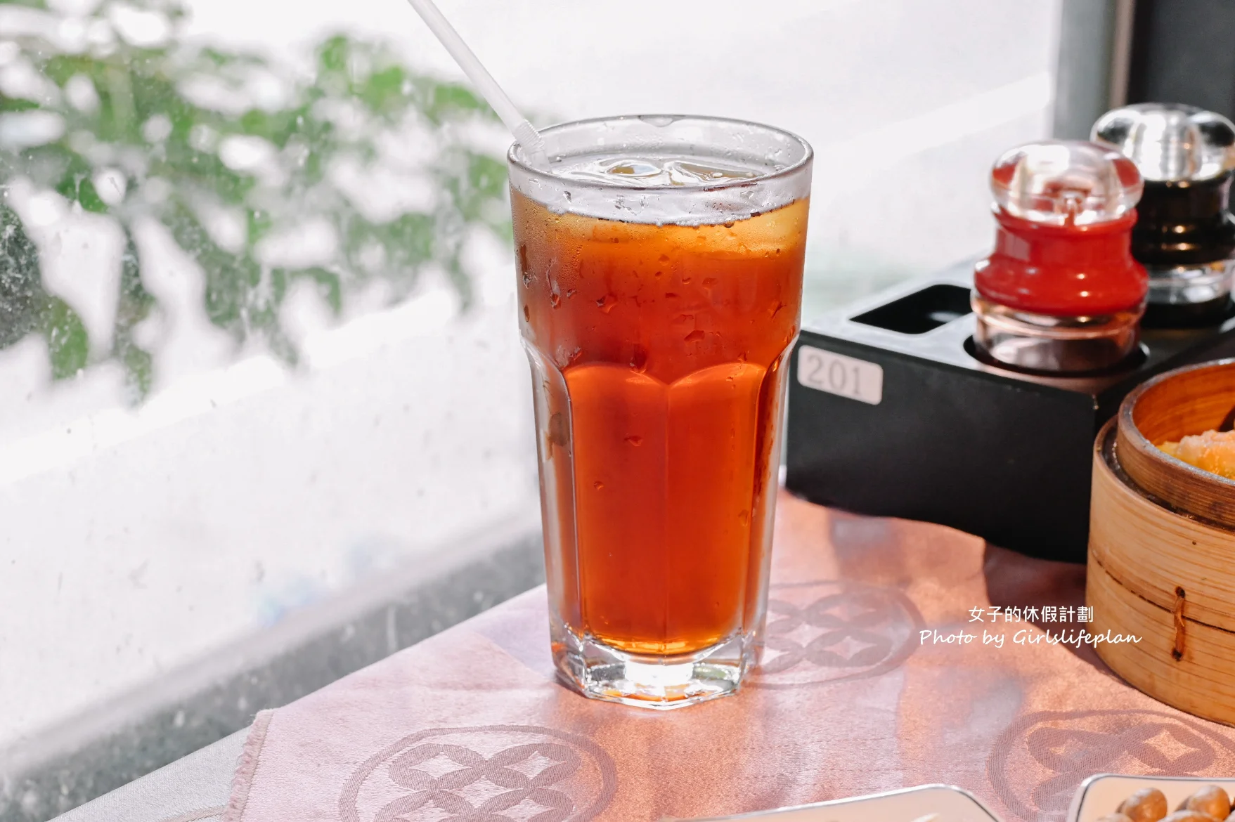吉星港式飲茶 | 台北24小時餐廳70元早茶，魚子蒸燒賣每顆10元(外帶) @女子的休假計劃
