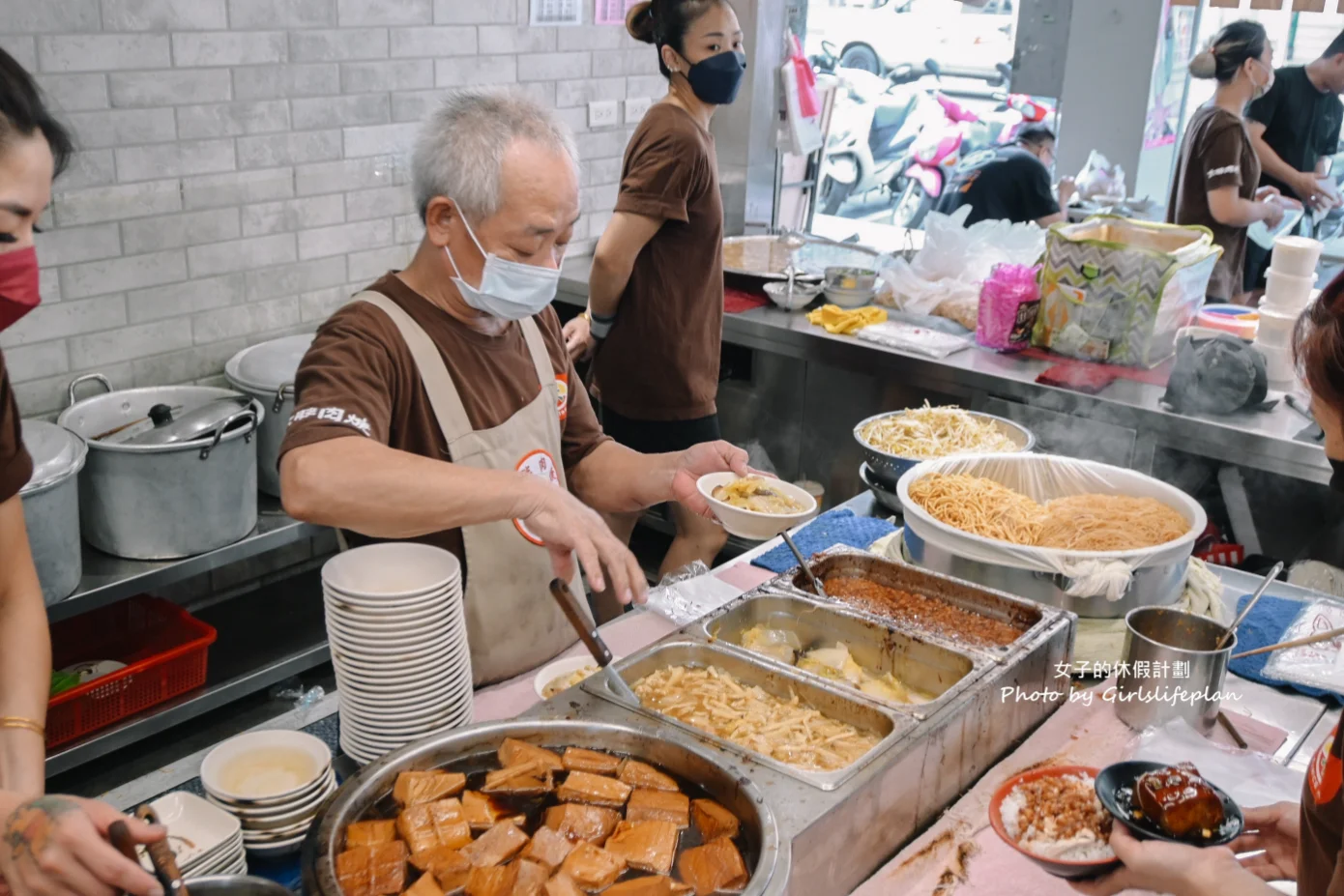 【新北美食】大胖肉焿 莒光店｜在地人氣美食可免費加肉羹湯(外帶) @女子的休假計劃