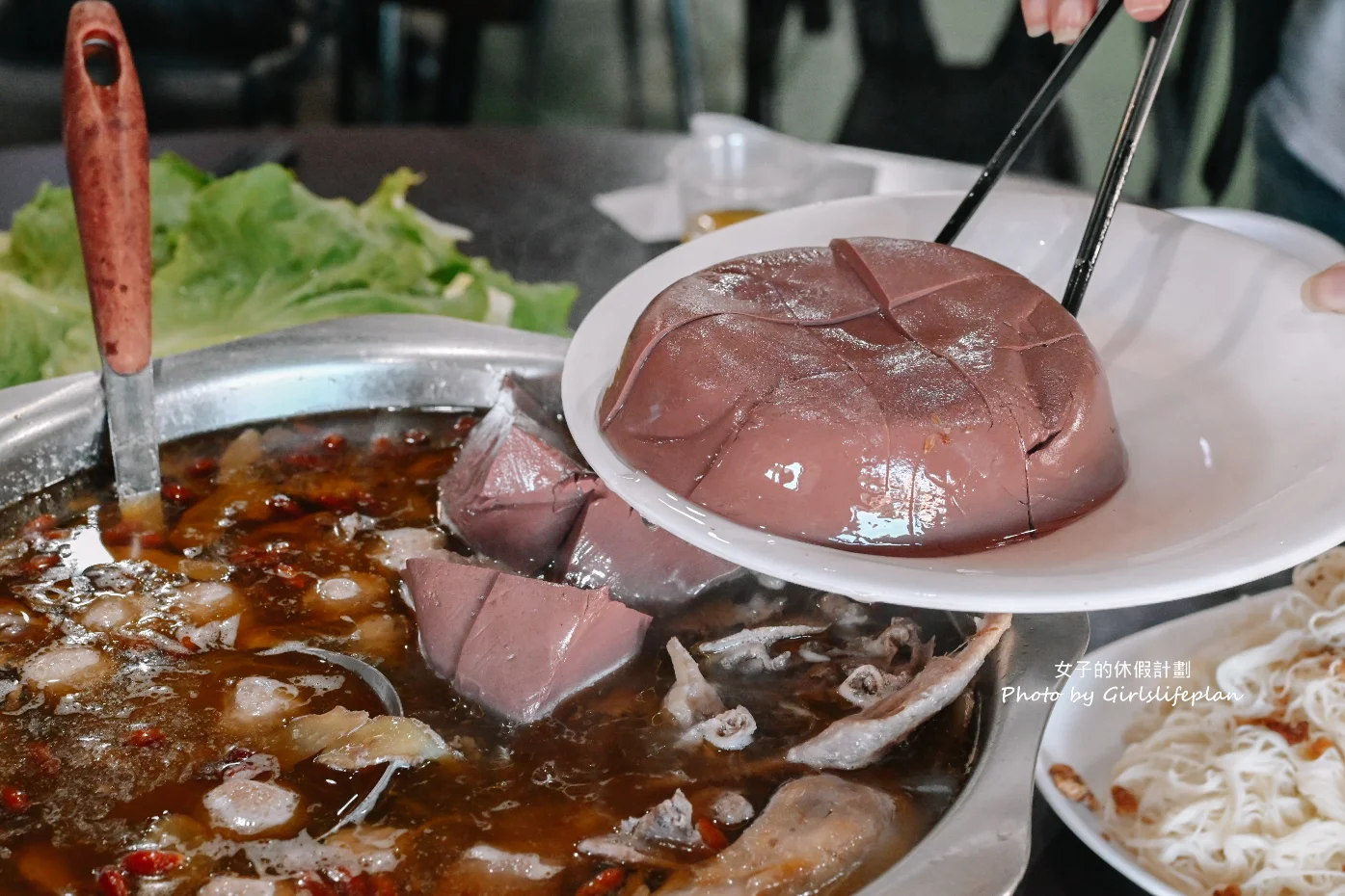台灣番鴨園區｜雞油拌飯、麵線吃到飽附免費停車場(菜單) @女子的休假計劃
