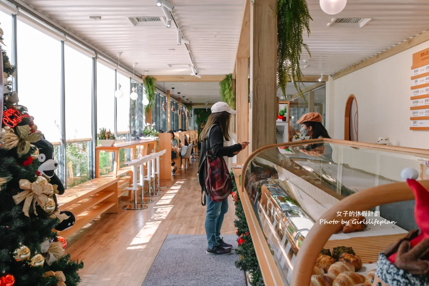 【桃園美食】厚冶 Bakery & Cafe，貨櫃玻璃屋咖啡廳(外帶) @女子的休假計劃