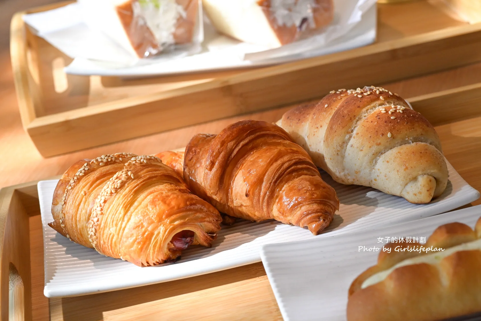 【桃園美食】厚冶 Bakery & Cafe，貨櫃玻璃屋咖啡廳(外帶) @女子的休假計劃