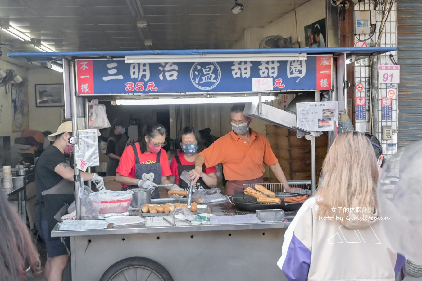 【中壢美食】溫記不一樣三明治，超人氣排隊美食(外帶) @女子的休假計劃