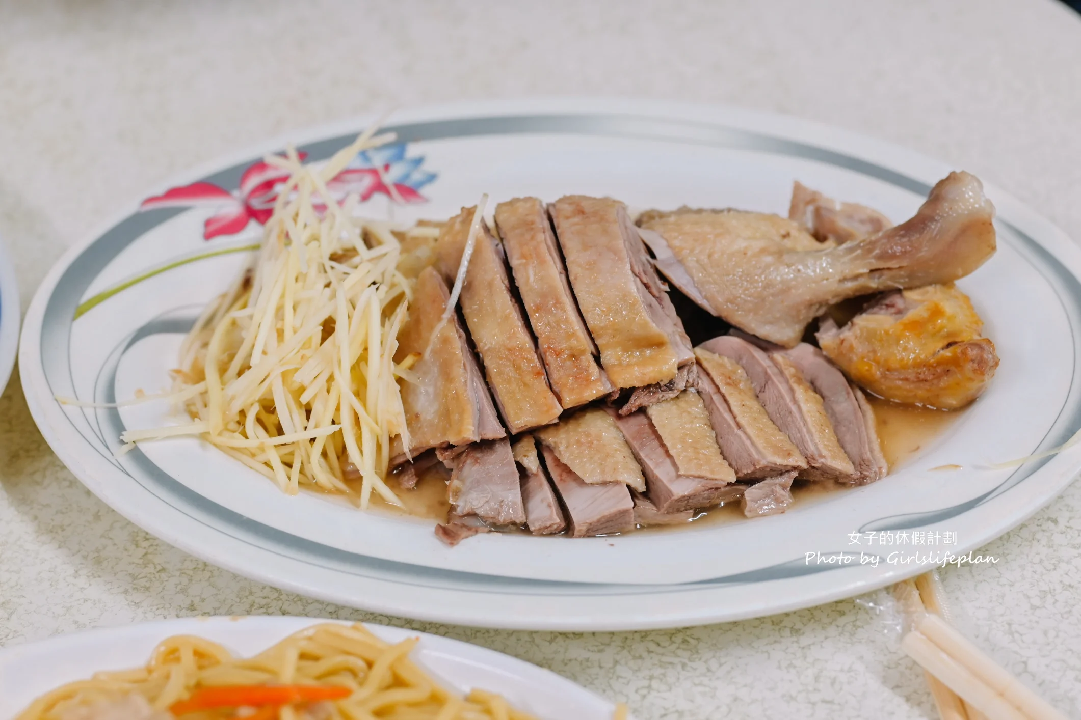 金山廟口金包里鴨肉 | 想吃自己端金山老街美食(外帶) @女子的休假計劃