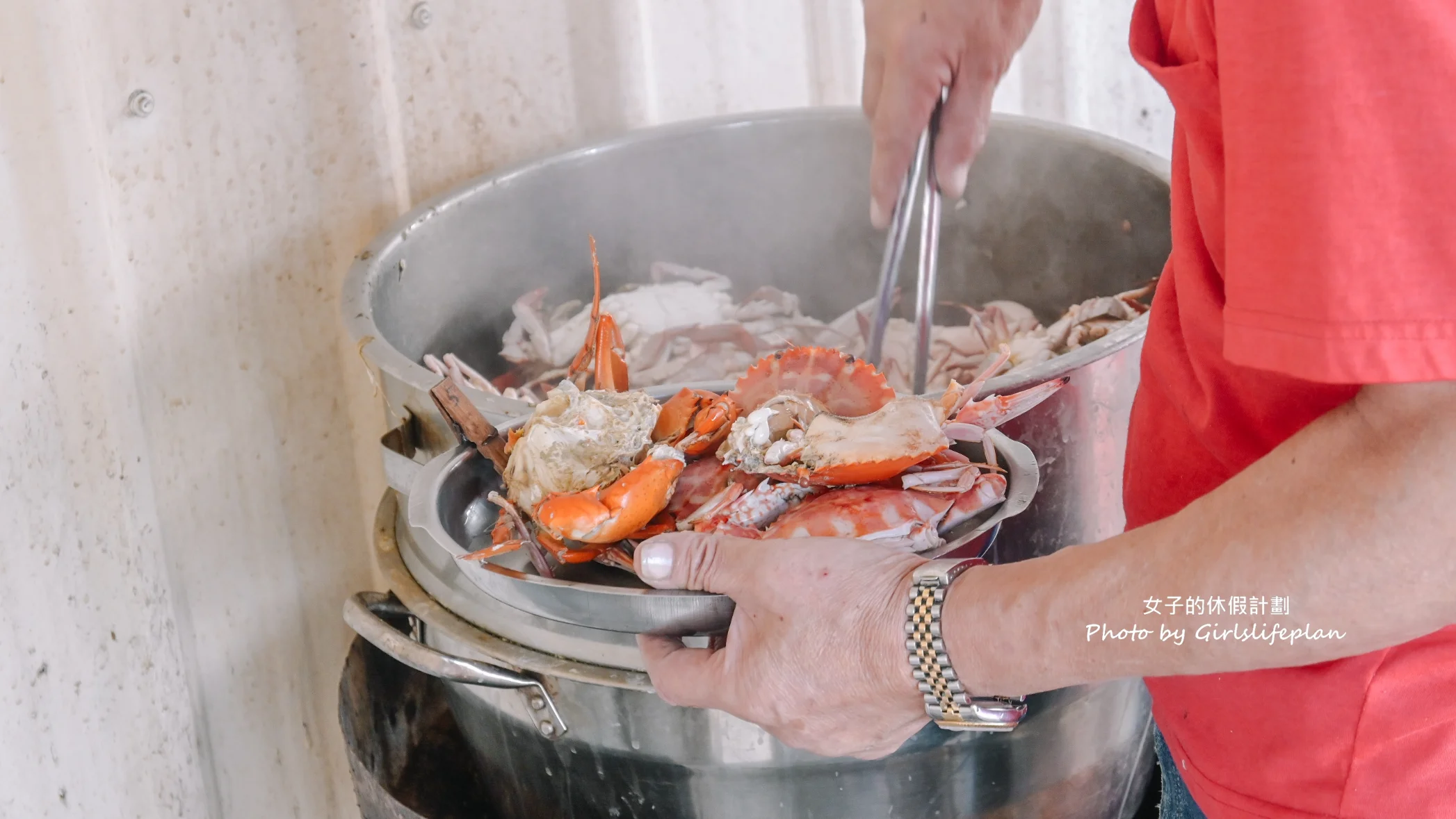 【萬里美食】阿嬌萬里蟹，在地超人氣海鮮熱排隊美食(菜單) @女子的休假計劃