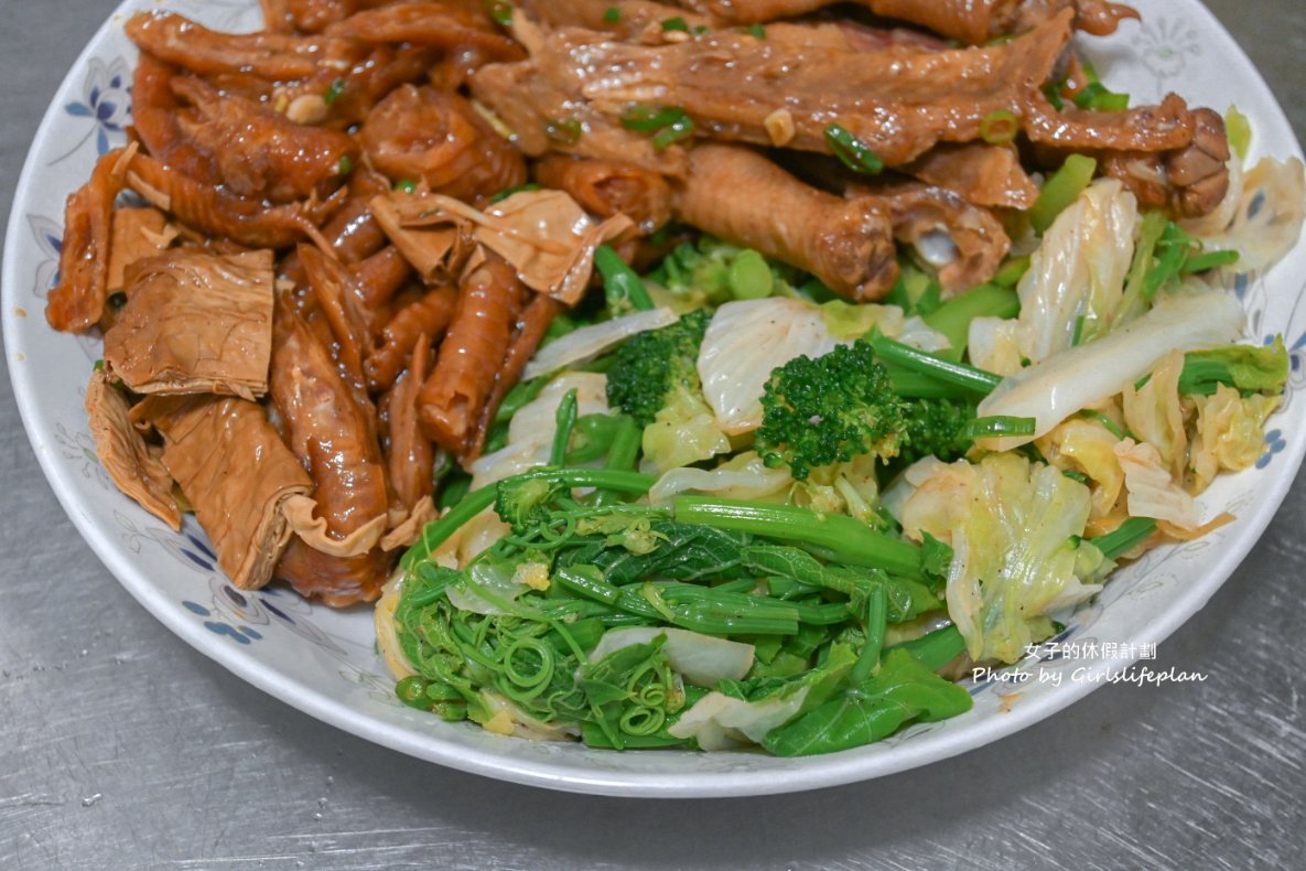 媛媛樂華煙燻滷味｜超人氣排隊美食煙燻滷味(外帶) @女子的休假計劃