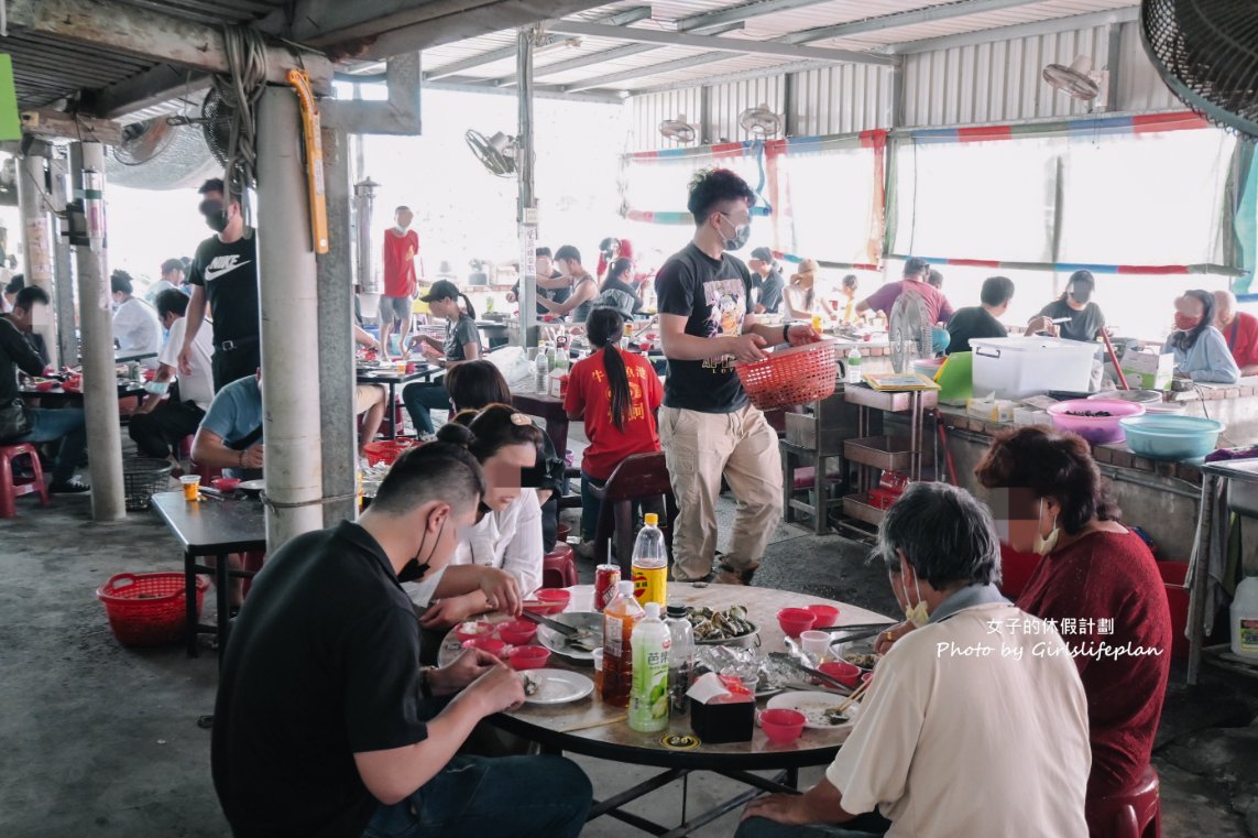 牛港魚池｜牛港魚池-烤鮮蚵吃到飽200元，平日不限時(菜單) @女子的休假計劃