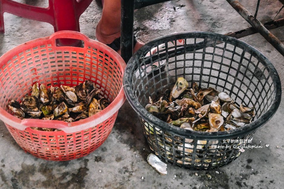 牛港魚池｜牛港魚池-烤鮮蚵吃到飽200元，平日不限時(菜單) @女子的休假計劃