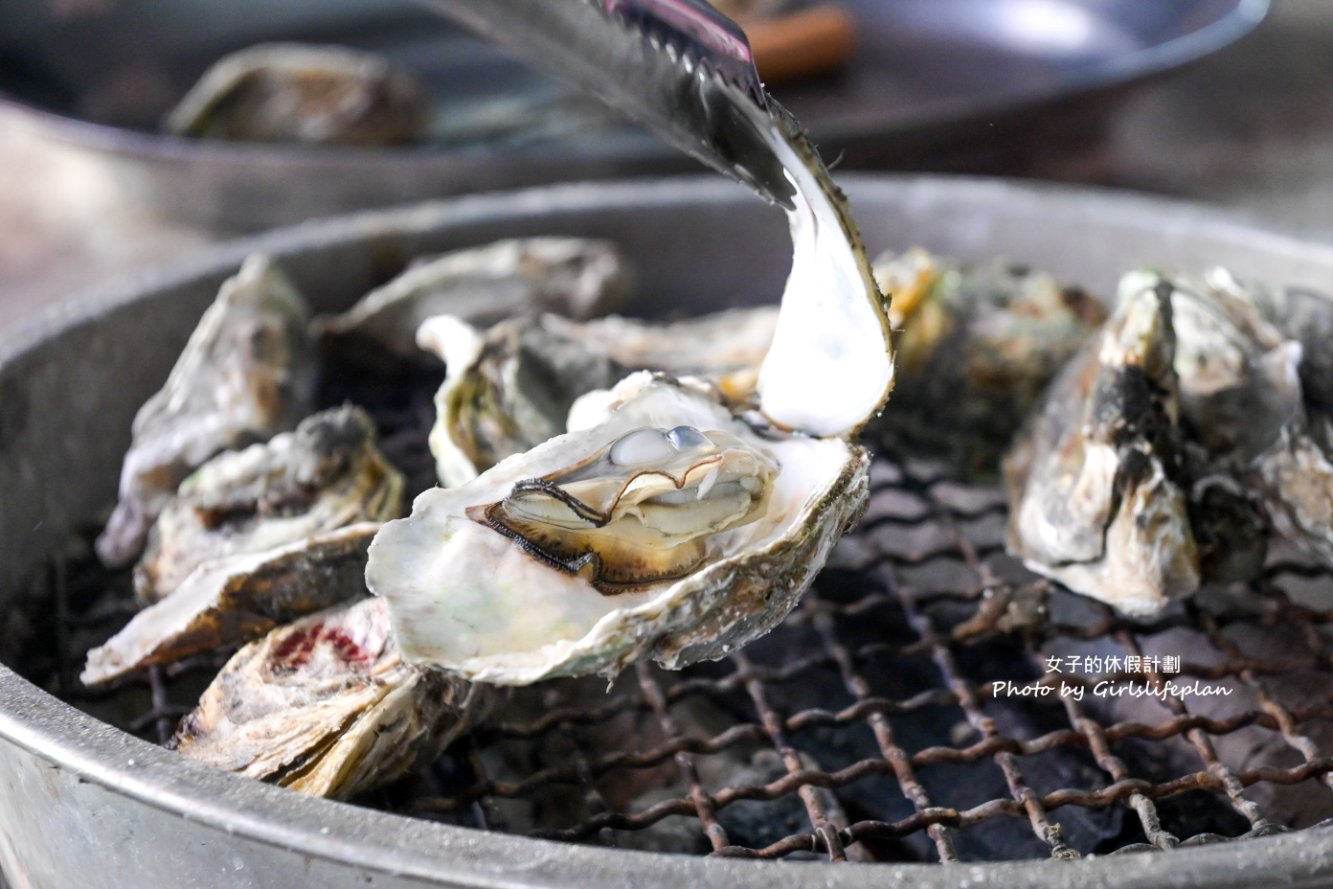 牛港魚池｜牛港魚池-烤鮮蚵吃到飽200元，平日不限時(菜單) @女子的休假計劃