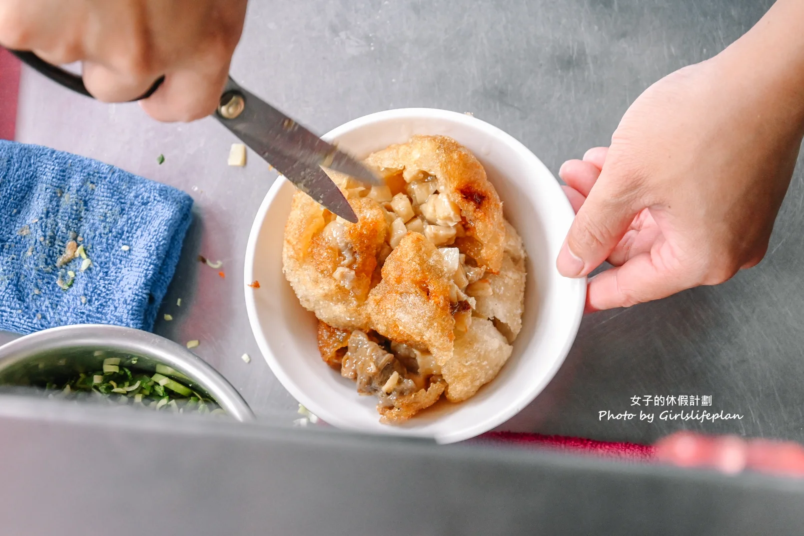吳記脆皮肉圓｜超人氣排隊美食脆皮肉圓45元不好吃免錢(外帶) @女子的休假計劃