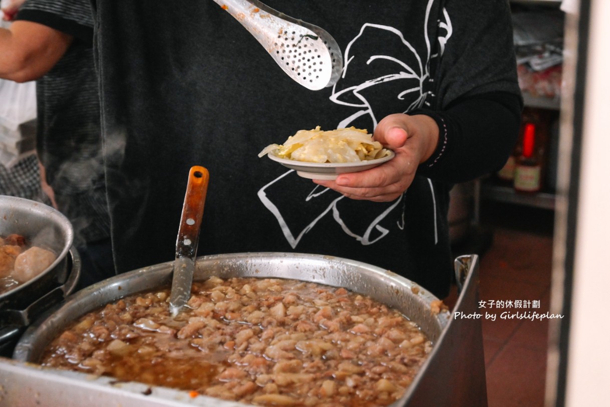 郭家肉燥飯｜在地50年人氣美食早上4點就開門(菜單) @女子的休假計劃