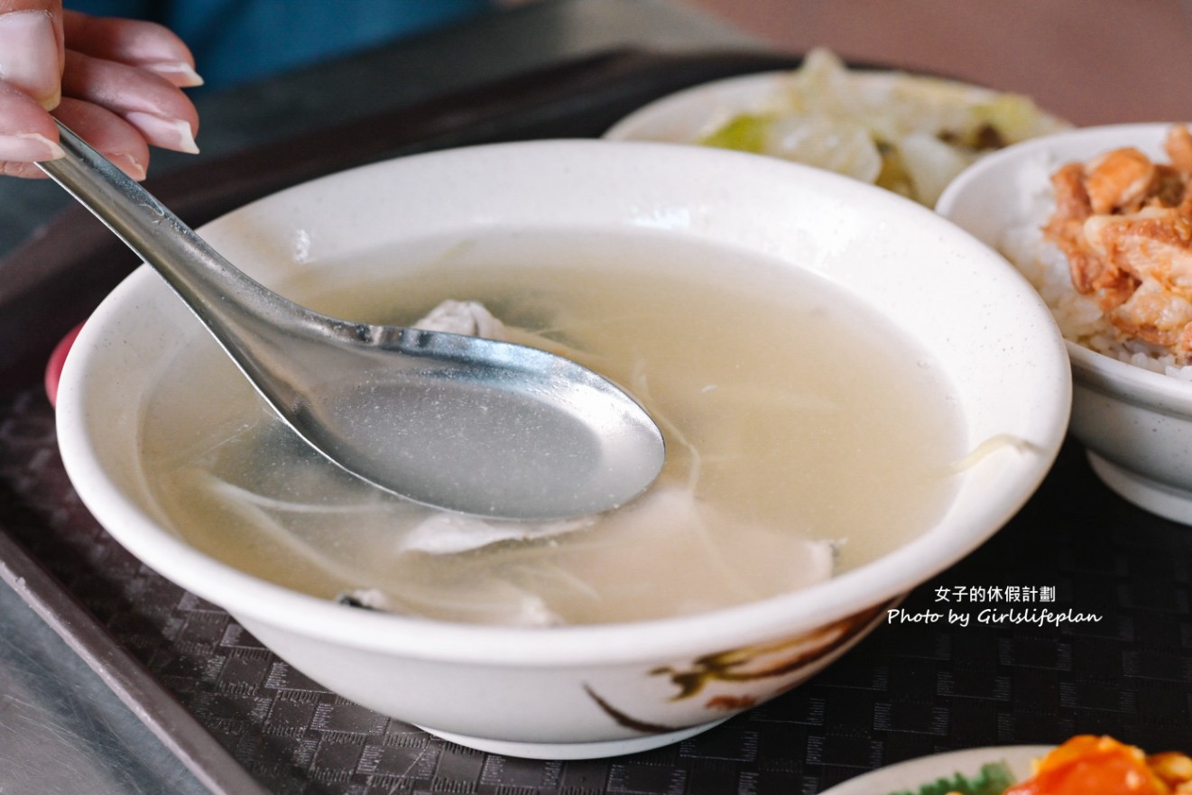 郭家肉燥飯｜在地50年人氣美食早上4點就開門(菜單) @女子的休假計劃