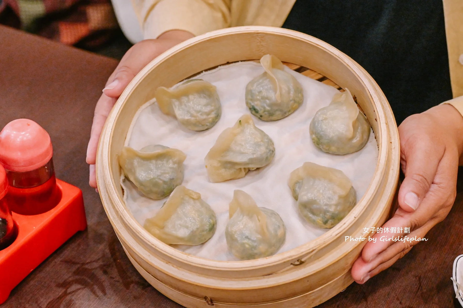 北平楊寶寶蒸餃朝明店｜評價破萬米其林推薦(外帶) @女子的休假計劃