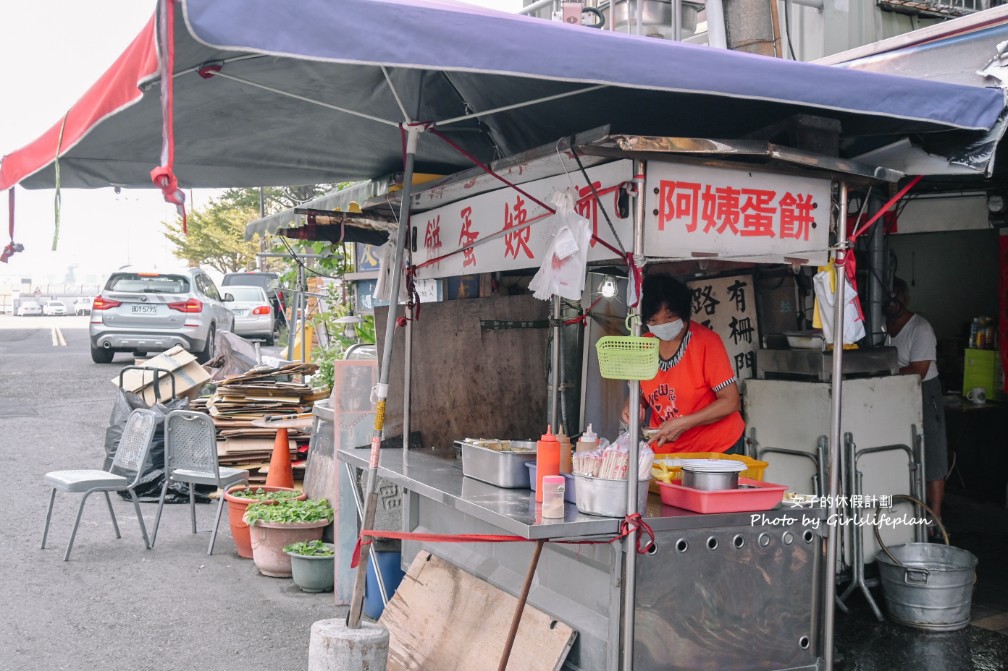 碼頭阿姨蛋餅｜在地人氣古早味粉漿蛋餅一盒20元(外帶) @女子的休假計劃