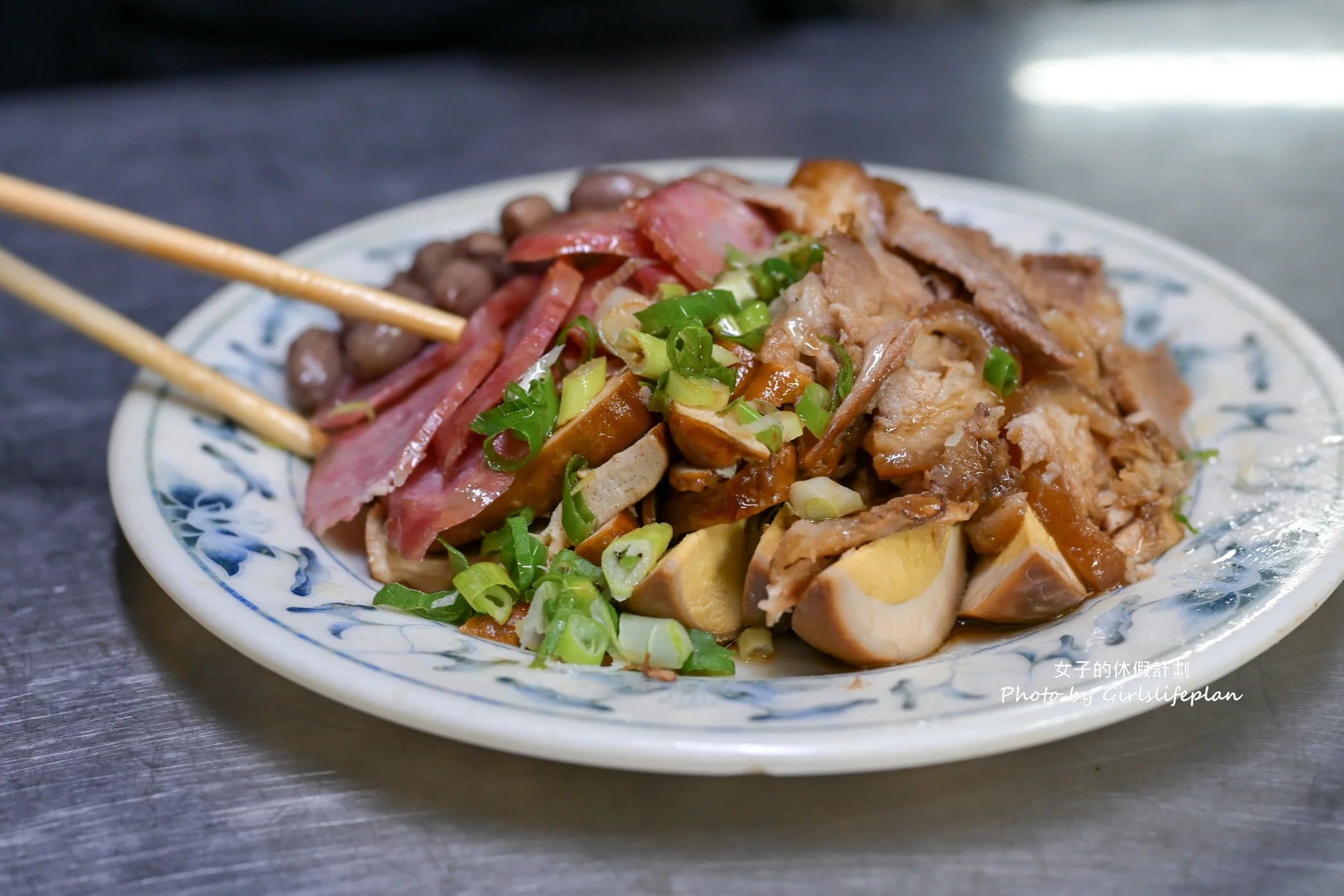 大師兄牛肉麵｜傳說中被牛肉麵耽誤的滷味店(菜單) @女子的休假計劃