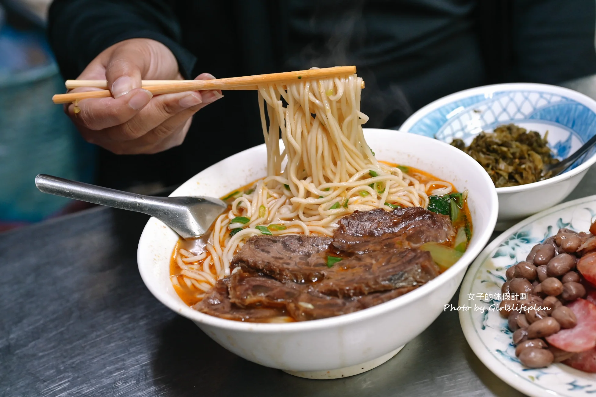 大師兄牛肉麵｜傳說中被牛肉麵耽誤的滷味店(菜單) @女子的休假計劃