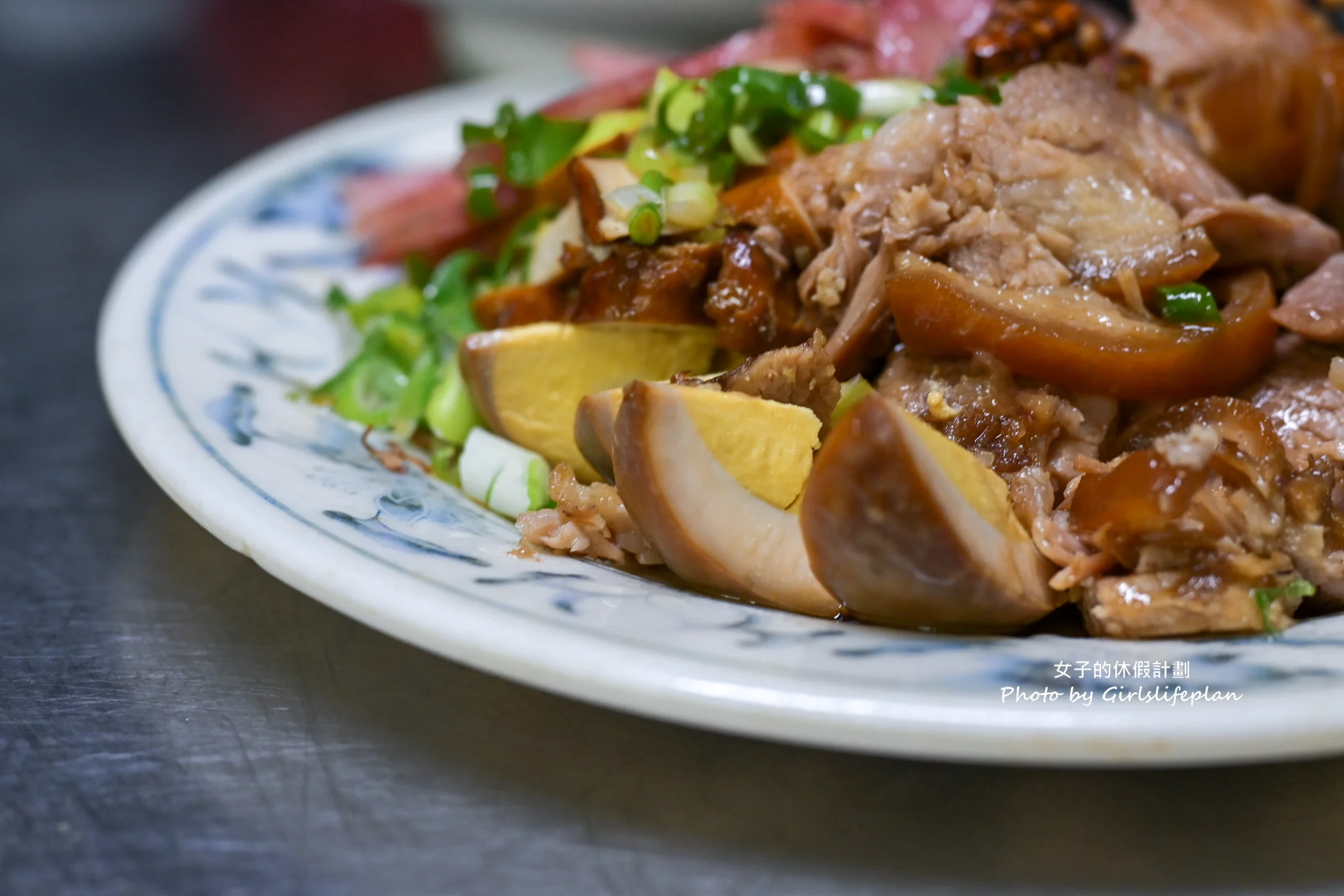 大師兄牛肉麵｜傳說中被牛肉麵耽誤的滷味店(菜單) @女子的休假計劃