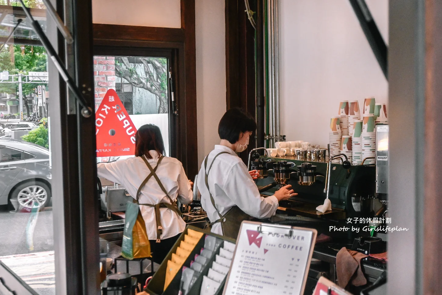 【榕錦時光生活園區】興波咖啡超級棧/興波咖啡，全球50間最佳咖啡館第一名分店(外帶) @女子的休假計劃