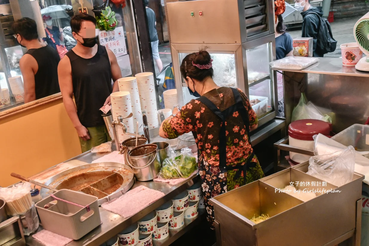 慶和魷魚羹｜祖傳沙茶魷魚羹，老板橋人懷念的老味道(外帶) @女子的休假計劃