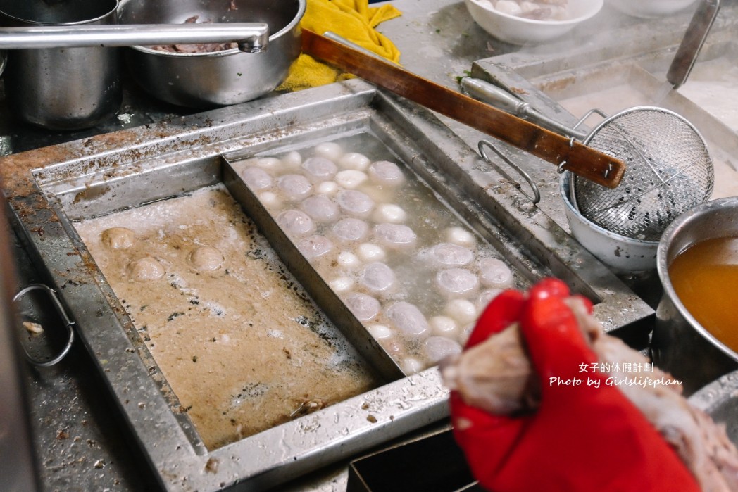 老陳家中央市場糯米水餃｜超巷弄美食傳承三代在地70多年古早好滋味(外帶) @女子的休假計劃