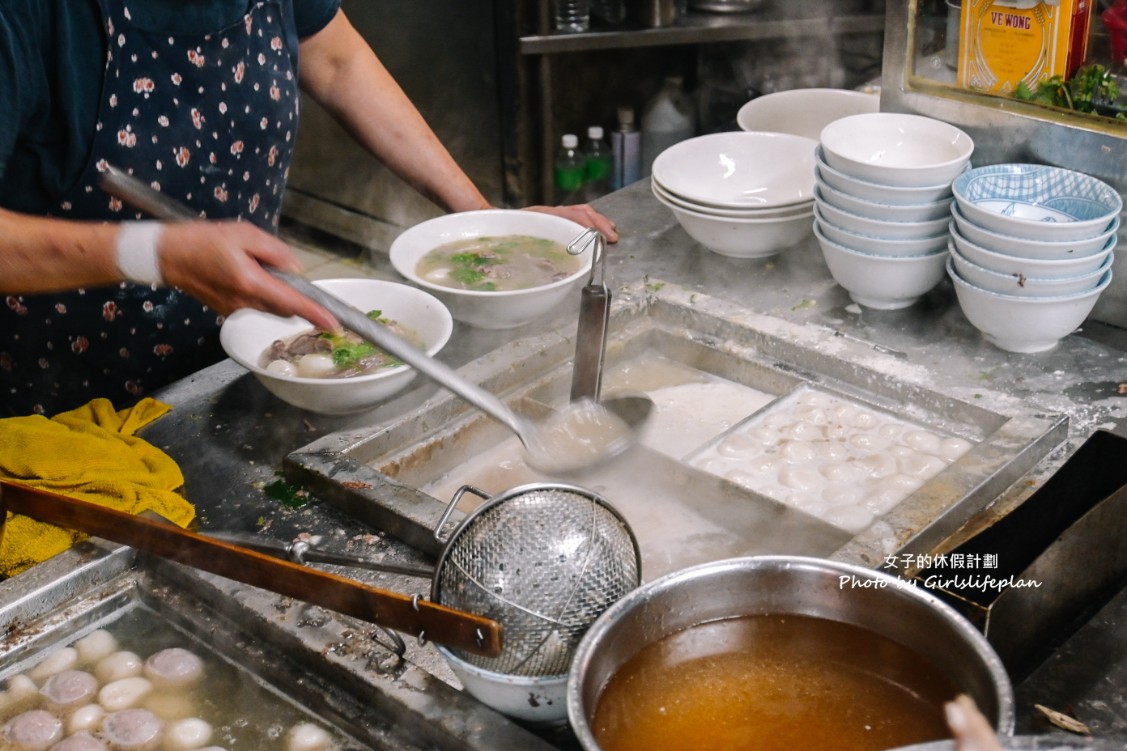 中央市場糯米水餃｜超巷弄美食傳承三代在地70多年古早好滋味(外帶) @女子的休假計劃