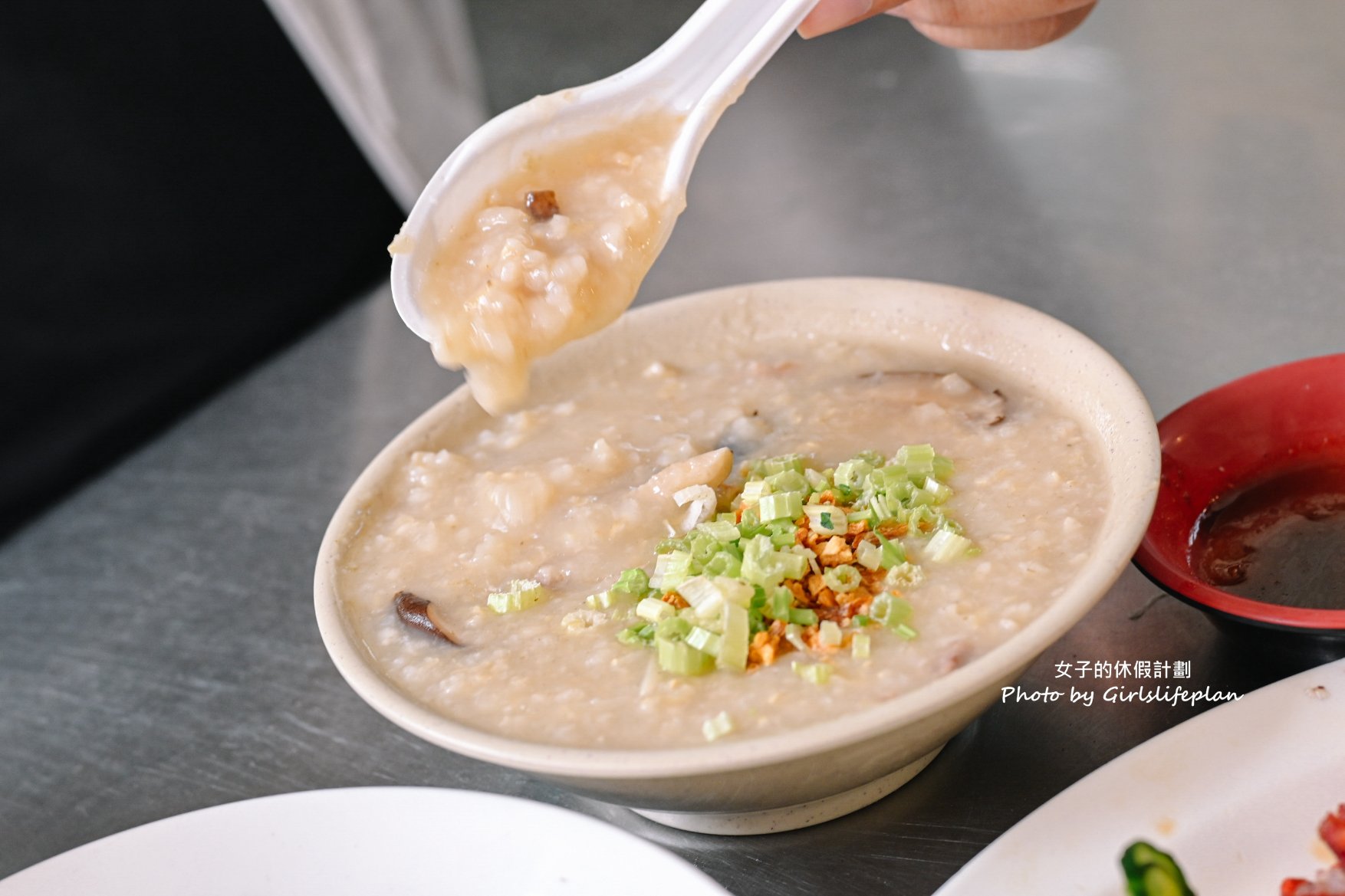 三十年老店魯肉飯肉粥｜24小時營業人氣小吃(外帶) @女子的休假計劃