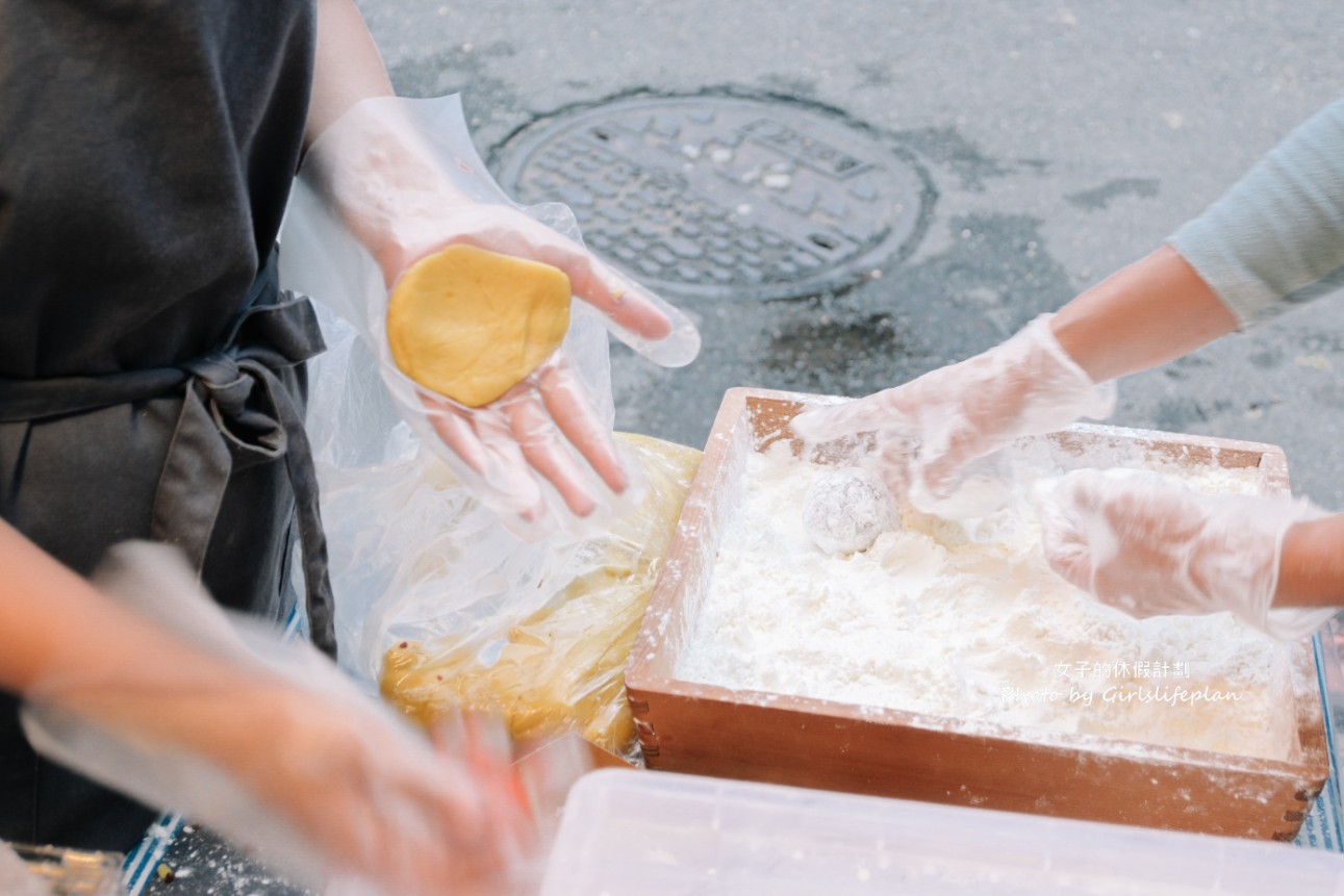 圓圓堂手工麻糬，假日才擺攤草莓大福手工麻糬(外帶) @女子的休假計劃