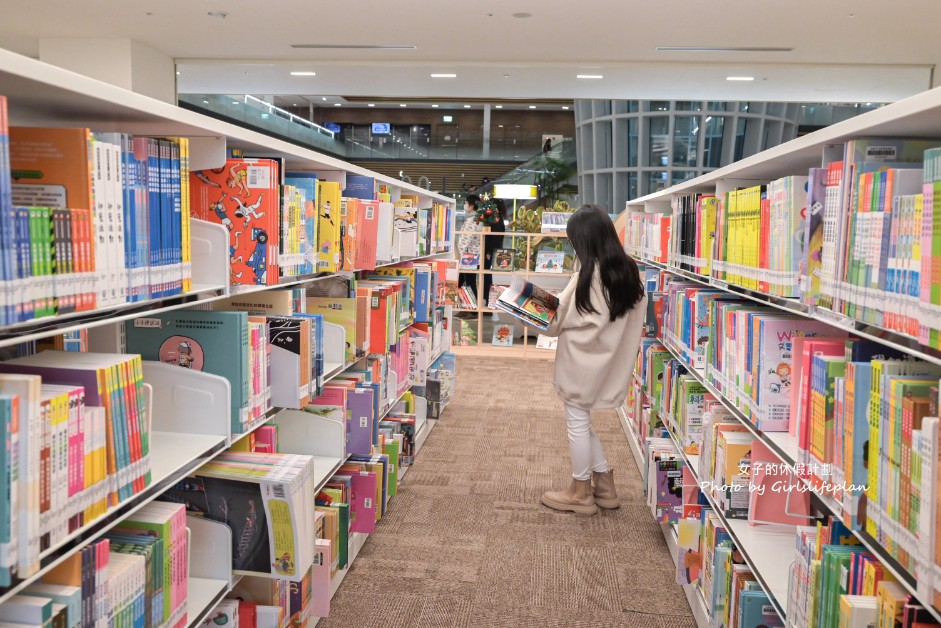 桃園市立圖書館新總館 | 桃園最美生命樹綠建築(蔦屋書店) @女子的休假計劃