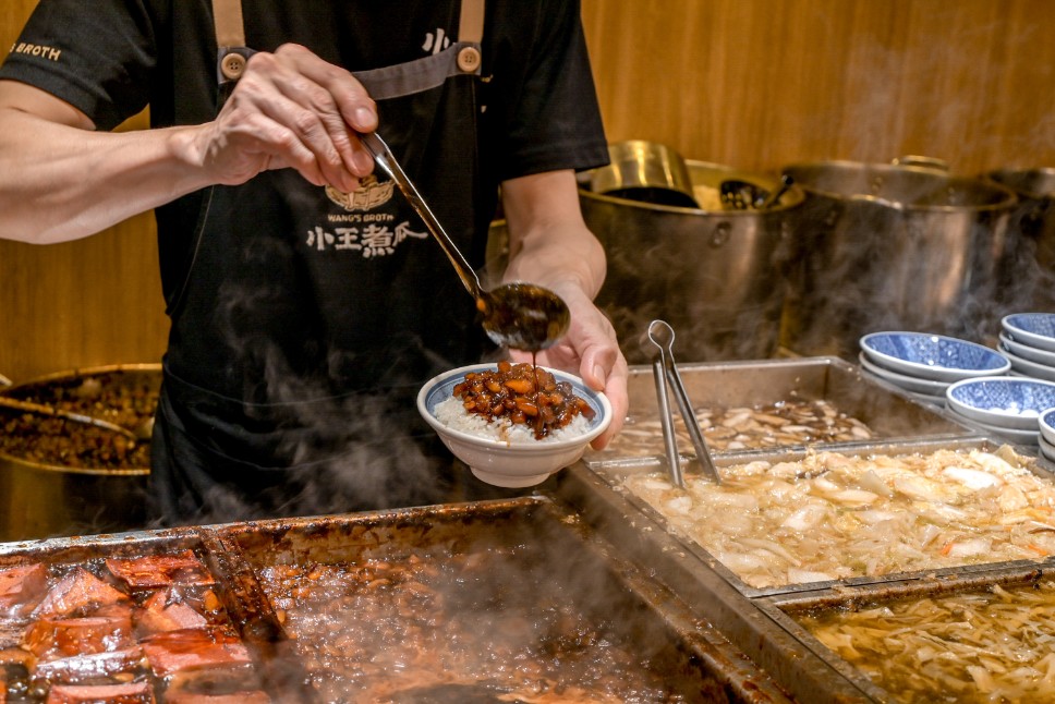 小王煮瓜｜台北米其林推薦必吃黑金滷肉飯、清湯瓜仔肉(外帶) @女子的休假計劃