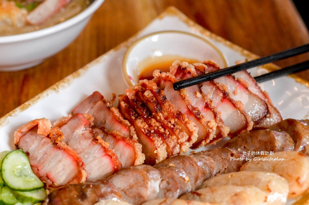 台客燒肉粥｜米其林必比登推薦營業至凌晨傳統古早味小吃(外帶) @女子的休假計劃