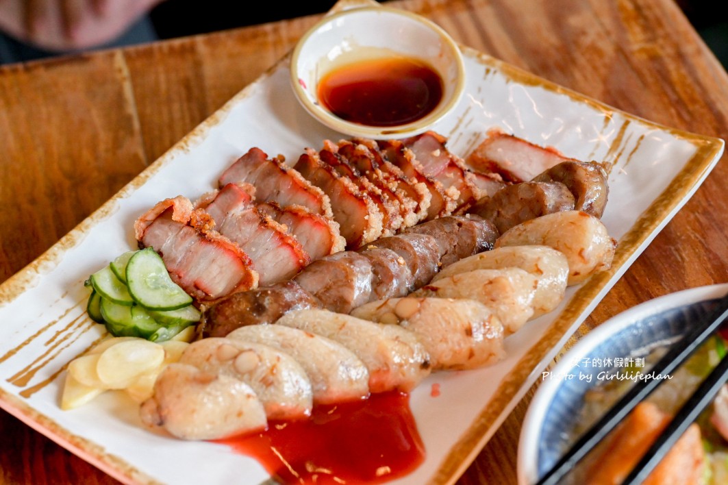 台客燒肉粥｜米其林必比登推薦營業至凌晨傳統古早味小吃(外帶) @女子的休假計劃