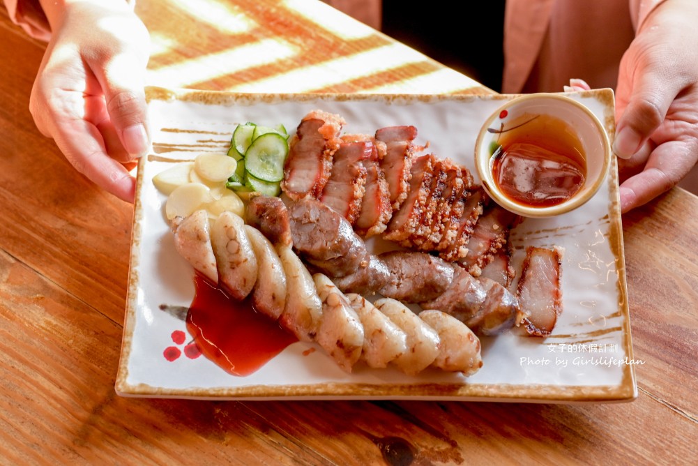 台客燒肉粥｜米其林必比登推薦營業至凌晨傳統古早味小吃(外帶) @女子的休假計劃