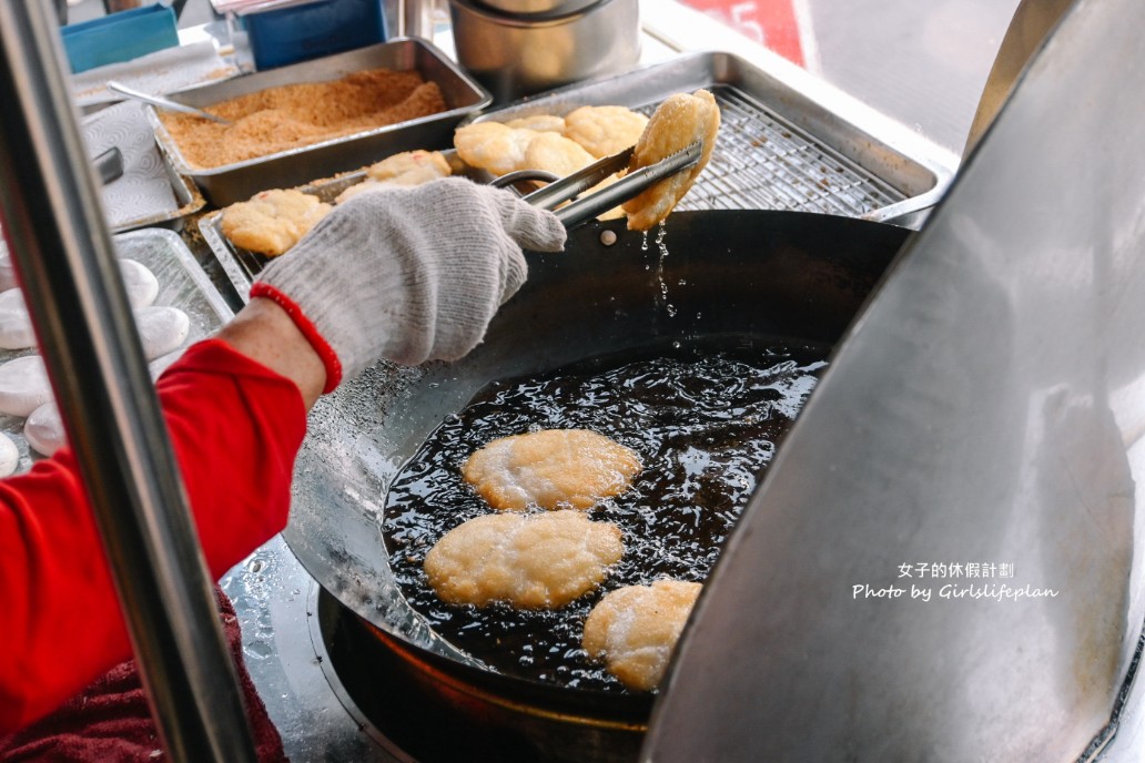 阿婆炸麻糬 | 限量純手工麻糬六種口味一個25元(外帶) @女子的休假計劃