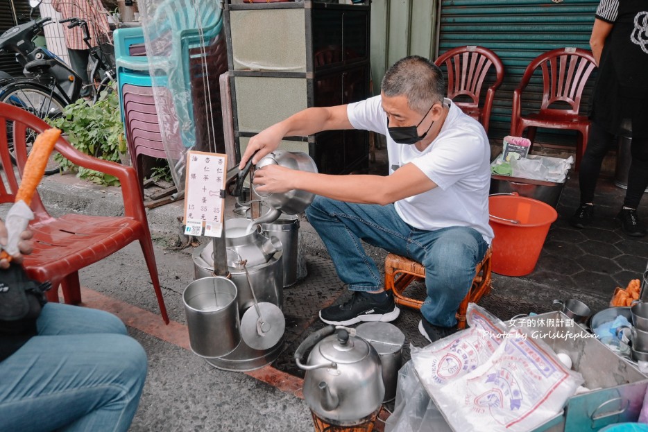 嘉義南門包氏碳燒杏仁茶 | 嘉義杏仁茶80多年老店特色路邊早餐(外帶) @女子的休假計劃