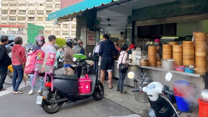 天津苟不理湯包｜超人氣爆漿湯包配自助飲料(外帶) @女子的休假計劃