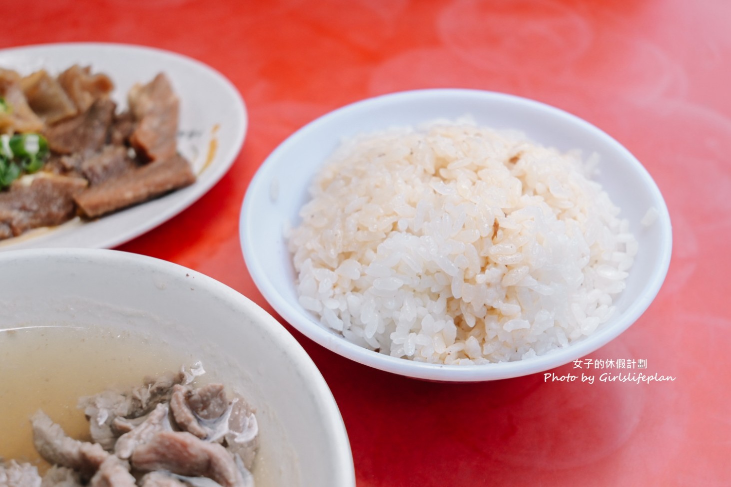 輝煌牛肉湯｜超過40年老店，牛肉湯60元還能加湯(外帶) @女子的休假計劃