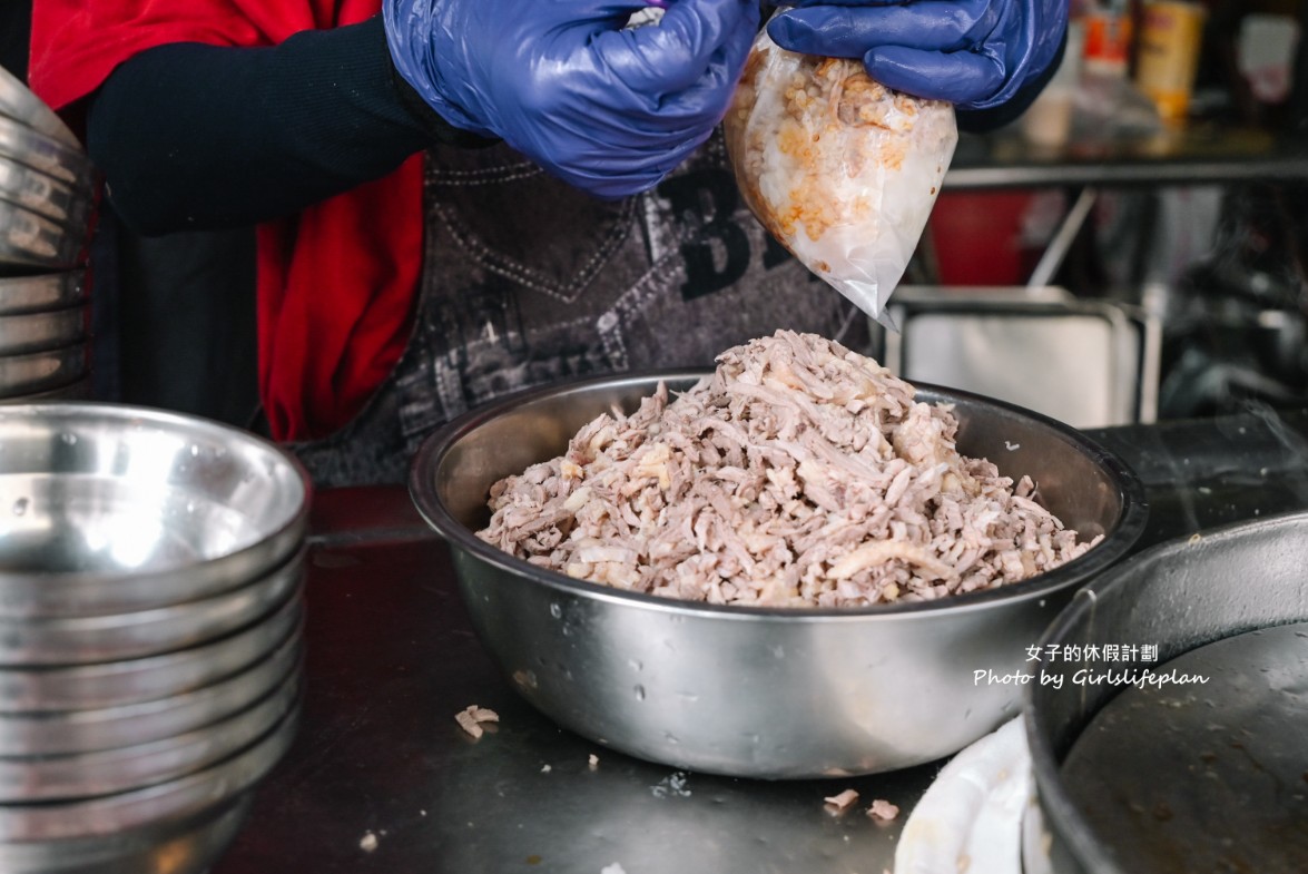 福安鴨肉飯｜在地80年老店鴨肉飯30元，鴨肉切盤也是有夠便宜(外帶) @女子的休假計劃