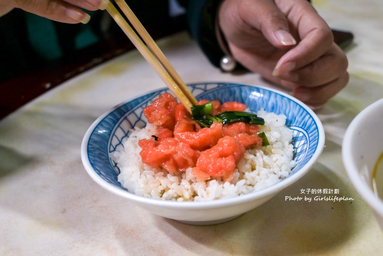 北港圓環來興草魚湯｜在地50年銅板美食(外帶) @女子的休假計劃