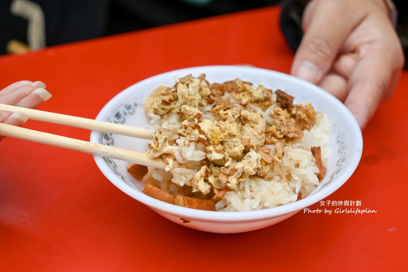 老等油飯麵線糊｜在地70年小吃只賣20元麵線糊25元油飯(外帶) @女子的休假計劃