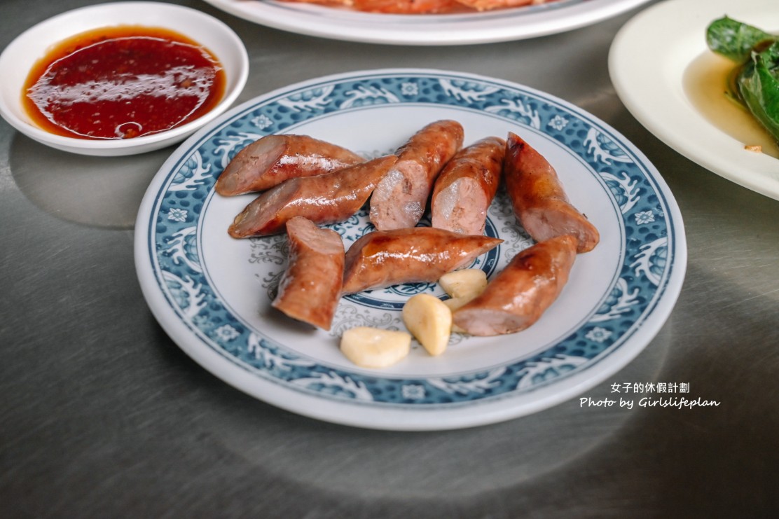 阿等土豆油飯｜人氣超旺不分平假日內用常客滿(外帶) @女子的休假計劃