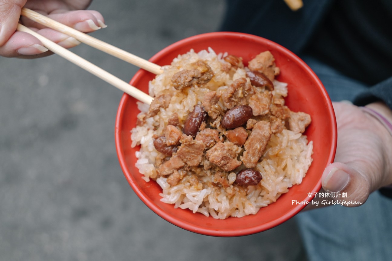 阿等土豆油飯｜25元土豆油飯必吃不分平假日內用常客滿(外帶) @女子的休假計劃