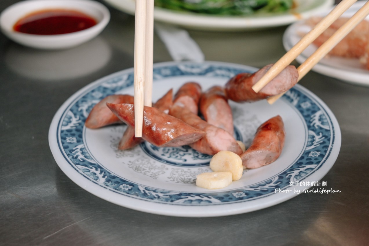 阿等土豆油飯｜25元土豆油飯必吃不分平假日內用常客滿(外帶) @女子的休假計劃